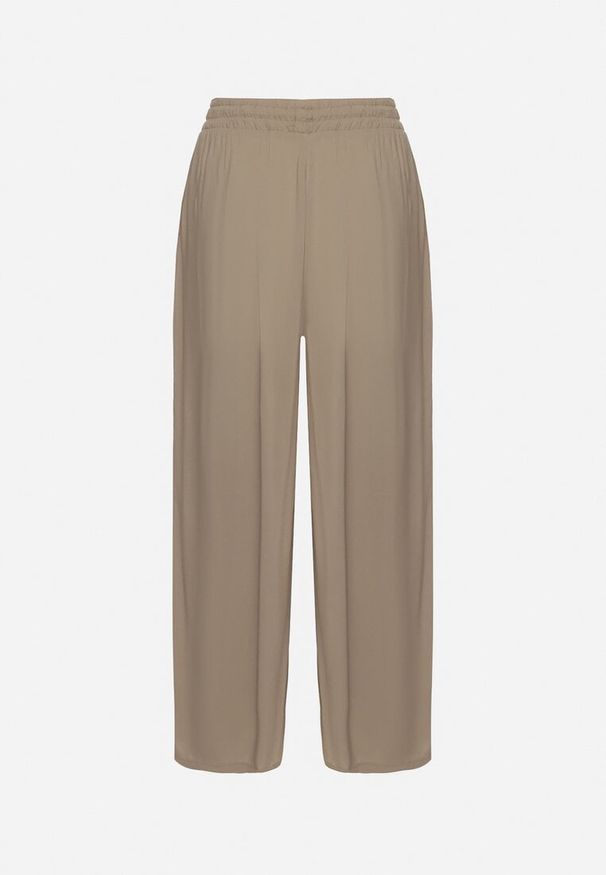 Born2be - Ciemnozielone Wiskozowe Spodnie o Szerokim Kroju Ozdobione Sznurkiem Natamia. Okazja: na co dzień, na spotkanie biznesowe. Kolor: beżowy. Materiał: wiskoza. Wzór: aplikacja. Styl: biznesowy, klasyczny, casual, elegancki