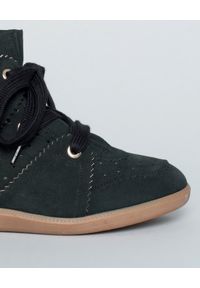 ISABEL MARANT - Sneakersy Bobby Faded Black z ukrytym koturnem 5 cm. Okazja: na co dzień. Nosek buta: okrągły. Kolor: czarny. Materiał: jeans, guma, zamsz. Obcas: na koturnie. Styl: boho, casual, elegancki #2