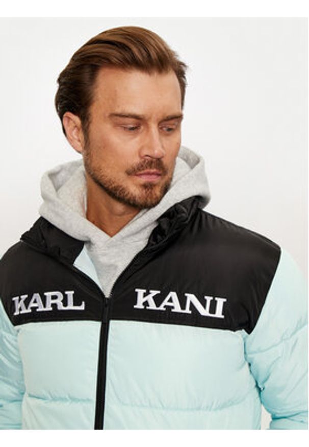 Karl Kani Kurtka zimowa Retro Essential 60760011 Niebieski Regular Fit. Kolor: niebieski. Materiał: syntetyk. Sezon: zima. Styl: retro