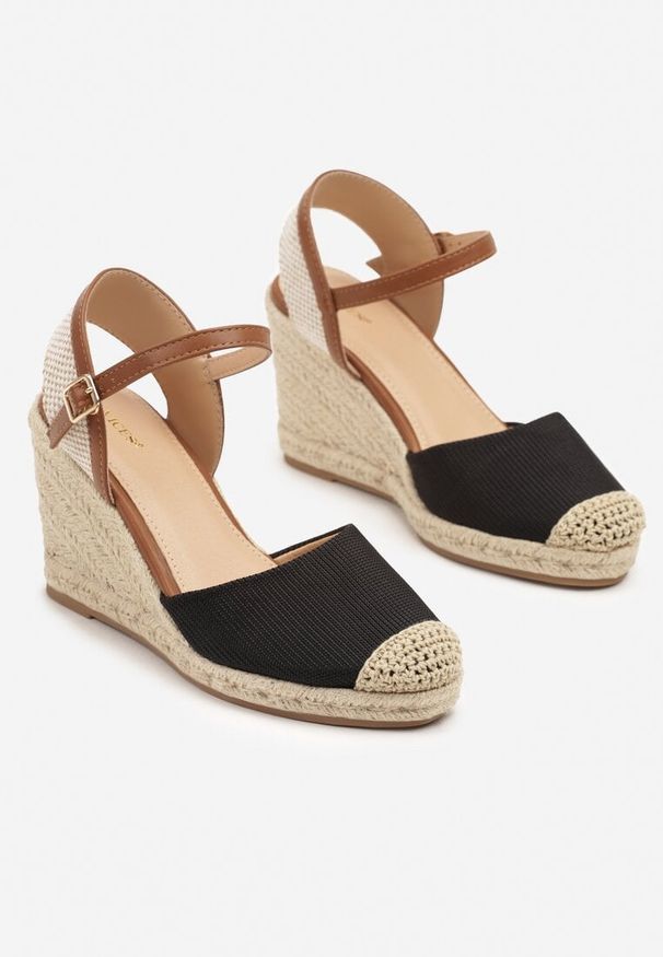 Renee - Czarne Sandały Vices w Stylu Espadryli na Koturnie z Plecionki Amoiella. Okazja: na co dzień. Kolor: czarny. Sezon: lato, wiosna. Obcas: na koturnie. Styl: elegancki, boho, casual