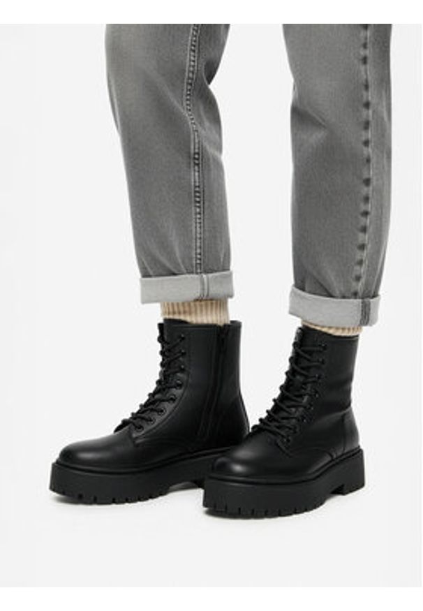 DeeZee Trzewiki CEO-H120101-01 Czarny. Kolor: czarny. Materiał: materiał