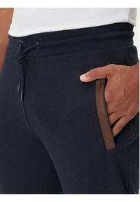Bugatti Spodnie dresowe 8200-85050D Granatowy Regular Fit. Kolor: niebieski. Materiał: bawełna #3