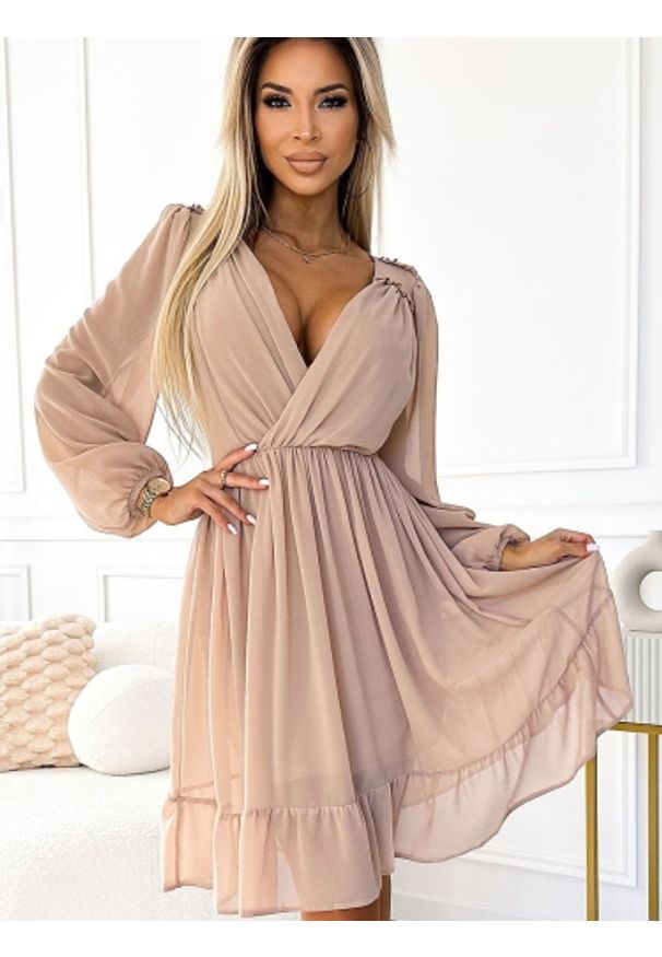 Sukienka Model Mila 538-1 Beige - Numoco. Materiał: szyfon, elastan. Długość rękawa: krótki rękaw. Styl: elegancki. Długość: midi