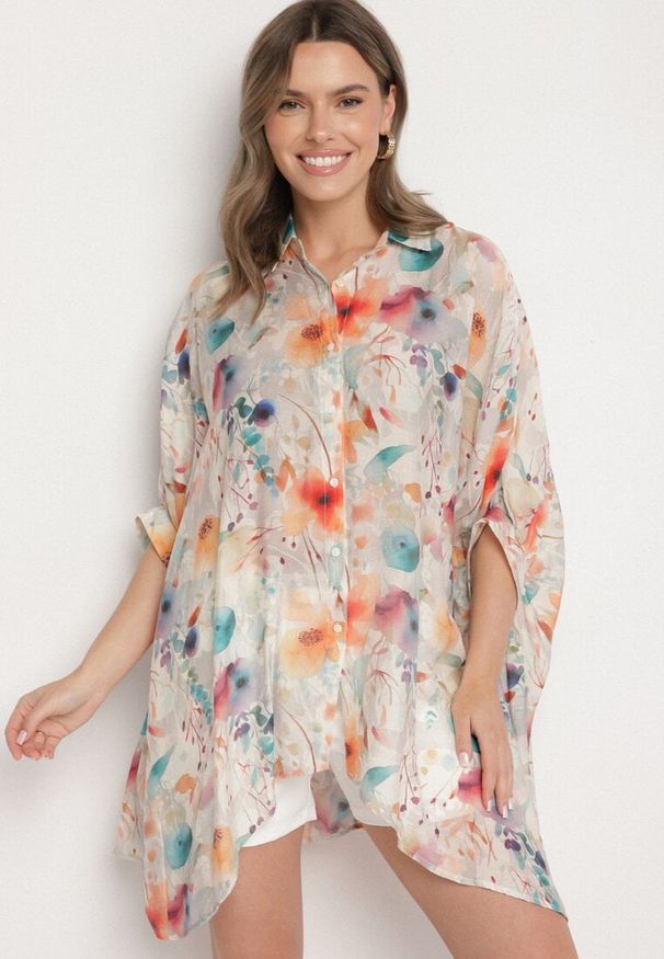 Born2be - Beżowa Koszula z Bawełną w Kwiaty Linovianna. Okazja: na co dzień. Kolor: beżowy. Materiał: bawełna. Wzór: kwiaty. Styl: casual, elegancki