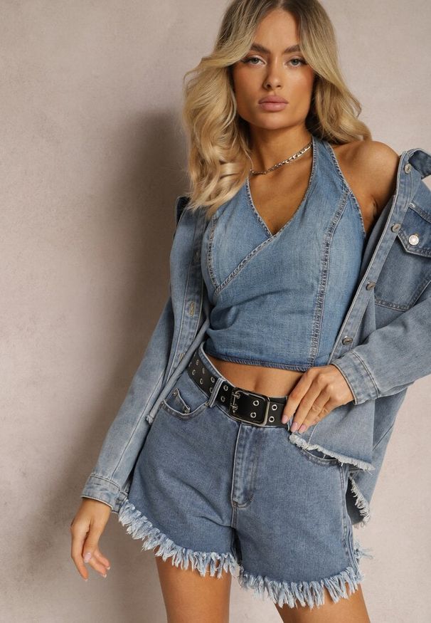 Renee - Niebieskie Szorty z Paskiem z Imitacji Skóry Ozdobione Postrzępionymi Krawędziami Lienara. Okazja: na co dzień. Stan: podwyższony. Kolor: niebieski. Materiał: skóra. Wzór: aplikacja. Sezon: lato. Styl: casual, elegancki