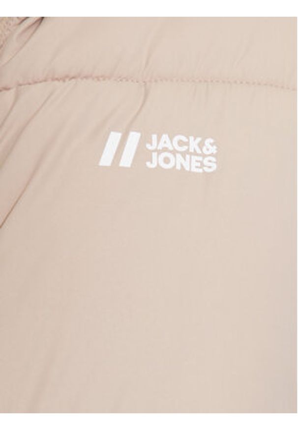 Jack & Jones Kurtka zimowa 12238745 Beżowy Regular Fit. Kolor: beżowy. Materiał: syntetyk. Sezon: zima