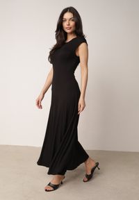 Born2be - Czarna Rozkloszowana Bawełniana Sukienka Dzianinowa Mahanaim. Okazja: do pracy, na co dzień. Kolor: czarny. Materiał: bawełna, dzianina. Wzór: ażurowy. Typ sukienki: proste, rozkloszowane. Styl: elegancki, casual #7