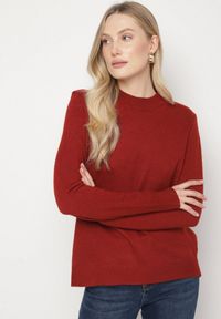 Born2be - Bordowy Klasyczny Sweter z Wełną Mailira. Okazja: do pracy, na co dzień. Kolor: czerwony. Materiał: wełna. Styl: klasyczny #5
