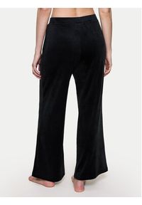 Triumph Spodnie piżamowe Sensual Velour 10225077 Czarny Wide Leg. Kolor: czarny. Materiał: syntetyk #4