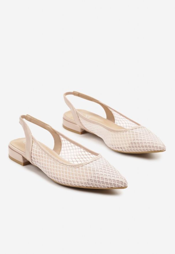 Renee - Beżowe Sandały Typu Slingback z Siateczkową Cholewką Gallevia. Okazja: na spacer. Kolor: beżowy. Wzór: kwiaty. Sezon: lato. Obcas: na obcasie. Styl: elegancki. Wysokość obcasa: niski