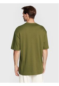 Fila T-Shirt Taipas FAM0149 Zielony Oversize. Kolor: zielony. Materiał: bawełna #5