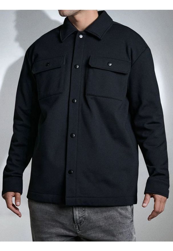 Sinsay - Bluza bejsbolówka - czarny. Kolor: czarny