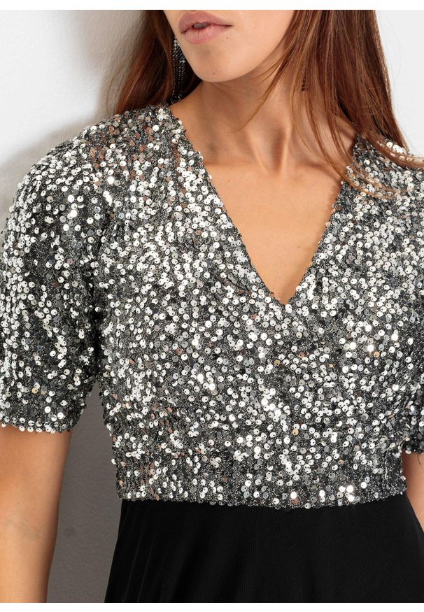 bonprix - Sukienka mini. Kolor: srebrny. Długość: mini