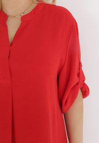 Born2be - Czerwona Sukienka Eurasius. Okazja: na co dzień. Kolor: czerwony. Materiał: tkanina. Wzór: gładki. Typ sukienki: oversize, proste. Styl: boho, casual. Długość: mini #6