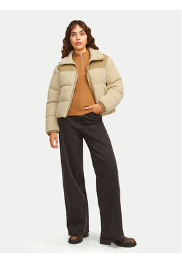 JJXX Kurtka zimowa Lisa 12258398 Beżowy Regular Fit. Kolor: beżowy. Materiał: syntetyk. Sezon: zima