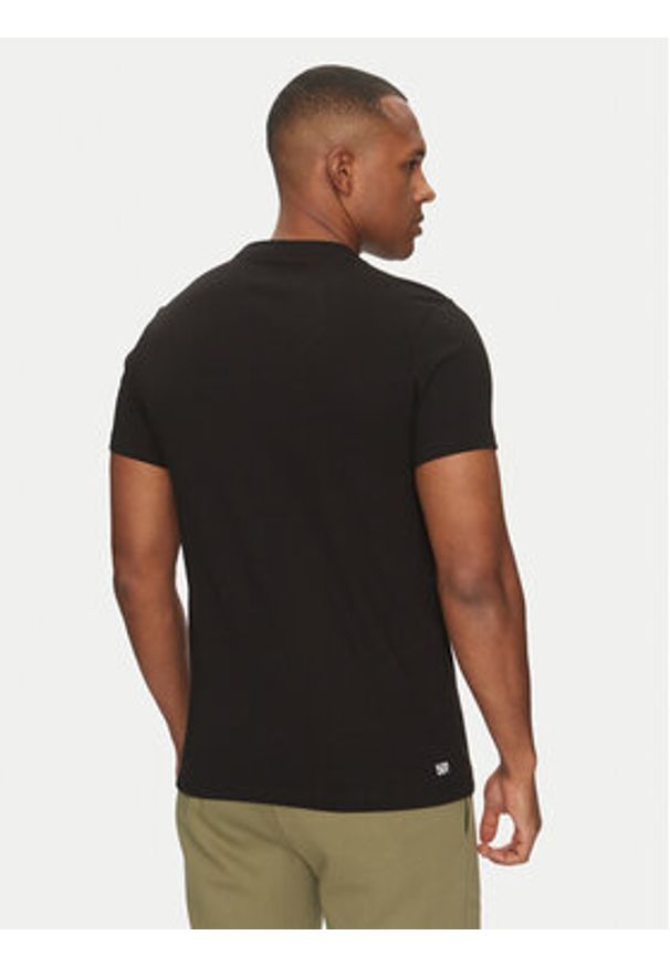 Lacoste T-Shirt TH2042 Czarny Regular Fit. Kolor: czarny. Materiał: bawełna, syntetyk