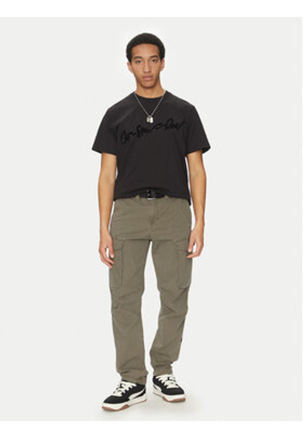 G-Star RAW - G-Star Raw T-Shirt Floock G-Script D25148-C784 Czarny Regular Fit. Kolor: czarny. Materiał: bawełna