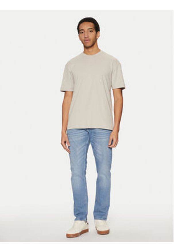 Calvin Klein T-Shirt K10K114167 Beżowy Slim Fit. Kolor: beżowy. Materiał: bawełna