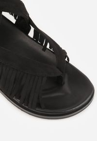 Renee - Czarne Sandały Typu Rzymianki Ozdobione Frędzlami Casasos. Okazja: na co dzień. Kolor: czarny. Materiał: koronka. Wzór: aplikacja. Sezon: lato. Styl: casual #5