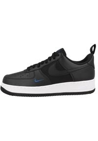 Buty do chodzenia męskie Nike Air Force 1 '07. Kolor: czarny. Materiał: skóra. Szerokość cholewki: normalna. Model: Nike Air Force. Sport: turystyka piesza