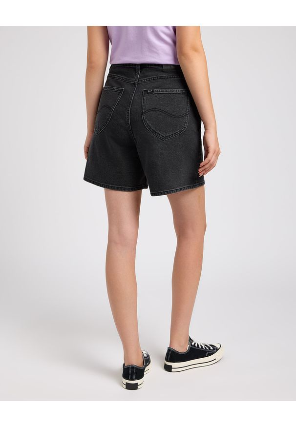 Lee - DAMSKIE SZORTY JEANSOWE LEE STELLA SHORT EDGE OF BLACK 112351261. Materiał: jeans