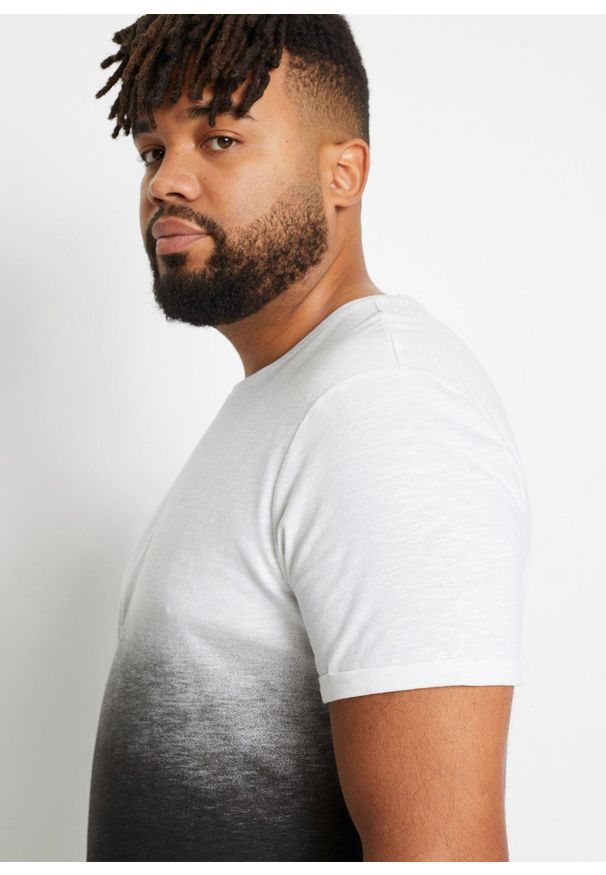bonprix - T-shirt z czystej bawełny, slim fit. Kolor: biały. Materiał: bawełna