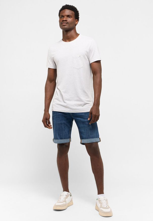 Mustang - MĘSKIE SZORTY MUSTANG Chicago Shorts Z Denim Blue 1015691 5000 883. Materiał: denim