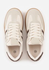 Born2be - Beżowo-Brązowe Sneakersy z Imitacji Zamszu na Płaskiej Podeszwie Memeriana. Kolor: beżowy. Materiał: zamsz. Szerokość cholewki: normalna. Obcas: na płaskiej podeszwie #5