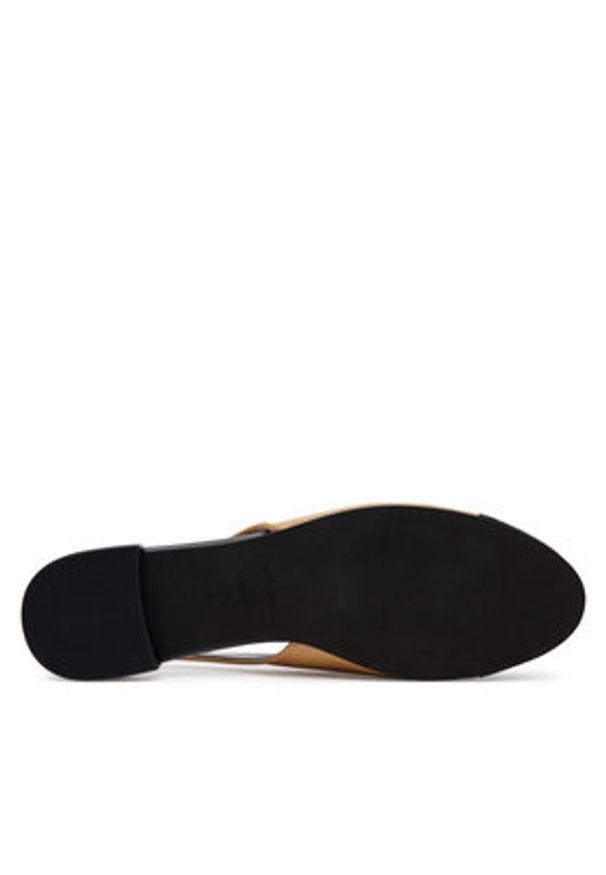 Tory Burch Sandały 166592 Brązowy. Kolor: brązowy. Materiał: skóra