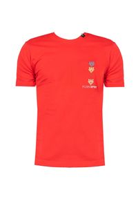 Plein Sport T-shirt | TIPS1135 | Mężczyzna | Czerwony. Okazja: na co dzień. Kolor: czerwony. Materiał: bawełna. Wzór: aplikacja, nadruk. Styl: sportowy