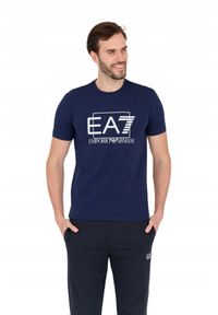 EA7 Emporio Armani - EA7 Granatowy męski t-shirt z białym logo. Kolor: niebieski