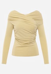 Born2be - Zielona Bluzka z Bawełną Dekoltem Typu Łódka i Marszczeniem Typhatos. Okazja: na co dzień. Kolor: zielony. Materiał: bawełna. Styl: casual, elegancki #3