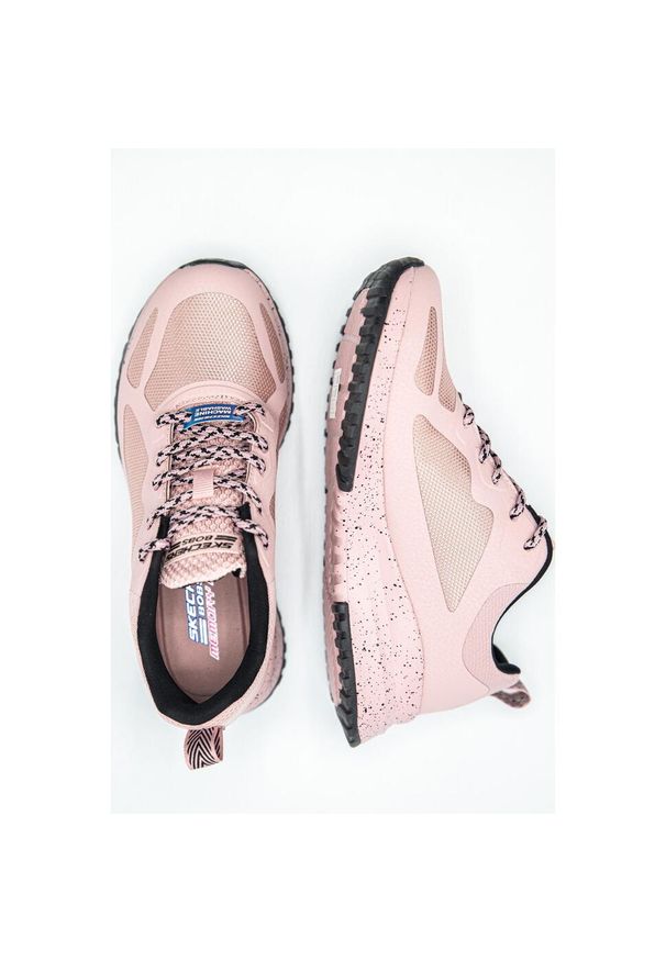 skechers - Buty do chodzenia damskie Skechers Bobs Squad 3 Star Flight. Zapięcie: sznurówki. Kolor: różowy. Materiał: syntetyk, materiał. Szerokość cholewki: normalna. Sport: turystyka piesza