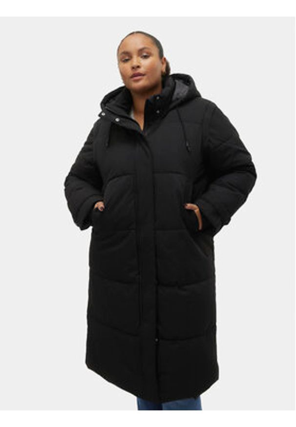 Vero Moda Curve Kurtka zimowa Margaret 10301538 Czarny Regular Fit. Kolor: czarny. Materiał: syntetyk. Sezon: zima
