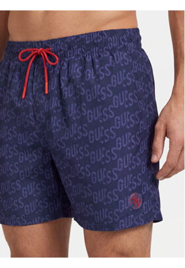 Guess Szorty kąpielowe F6GT12 WG2A2 Niebieski Regular Fit. Kolor: niebieski. Materiał: syntetyk