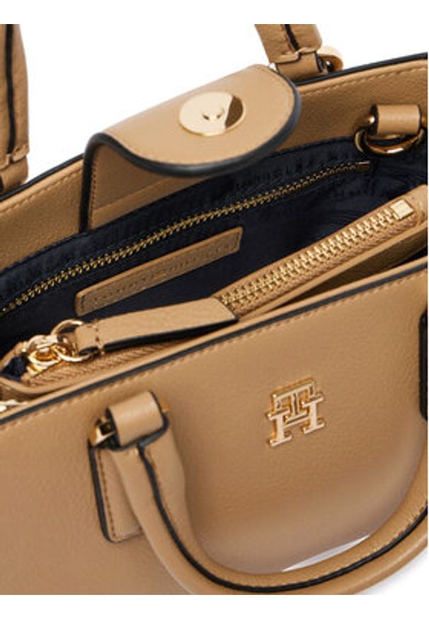 TOMMY HILFIGER - Tommy Hilfiger Torebka Th Daily Mini Tote AW0AW18379 Brązowy. Kolor: brązowy. Materiał: skórzane