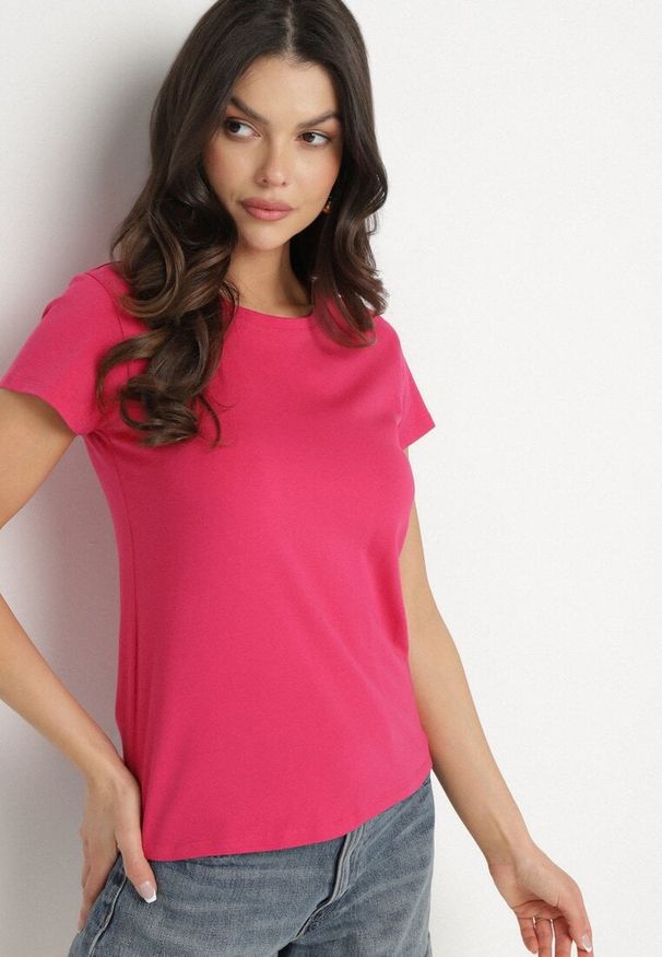 Born2be - Fuksjowy Bawełniany Klasyczny T-shirt Lunolia. Okazja: na co dzień. Kolor: różowy. Materiał: bawełna. Wzór: gładki. Styl: klasyczny