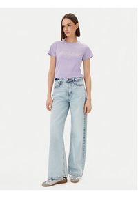 Guess T-Shirt V5GI10 K9RM1 Fioletowy Regular Fit. Kolor: fioletowy. Materiał: bawełna #5