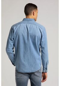 Lee - MĘSKA KOSZULA JEANSOWA LEE RIVETED SHIRT FROST BLUE L66IPLMJ 112116458. Materiał: jeans