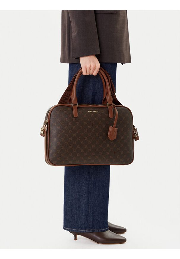 Nine West Torba na laptopa CEO-NEBRASKA-LDA78172 Brązowy. Kolor: brązowy. Materiał: materiał