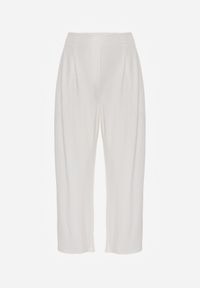 Born2be - Białe Spodnie z Eleganckimi Zakładkami i Nogawkami o Długości 3/4 Dorasea. Okazja: do pracy, na co dzień. Kolekcja: plus size. Kolor: biały. Styl: elegancki #3