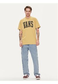 Vans T-Shirt Vans Arched Ss Tee VN000G47 Brązowy Regular Fit. Kolor: brązowy. Materiał: bawełna