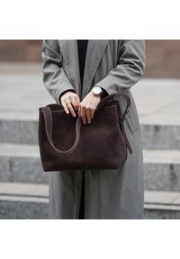 Shopperka skórzana Solier FL38 Sienna czekoladowa. Kolor: brązowy. Materiał: skórzane. Styl: elegancki, casual. Rodzaj torebki: na ramię
