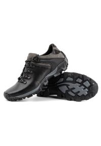 KENT Męskie buty trekkingowe 116 czarne. Okazja: na co dzień. Zapięcie: pasek. Kolor: czarny. Materiał: jeans, skóra. Wzór: paski. Sezon: wiosna, jesień, lato #3