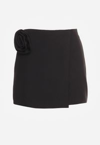 Renee - Czarne Spódnico-Spodenki Mini z Zakładką i Aplikacją w Kształcie Róży Pholia. Okazja: na co dzień. Kolor: czarny. Wzór: aplikacja. Styl: casual, elegancki #8