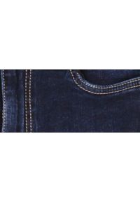TOP SECRET - Jeansowe rurki. Kolor: niebieski. Materiał: jeans. Sezon: wiosna, lato. Styl: sportowy #4