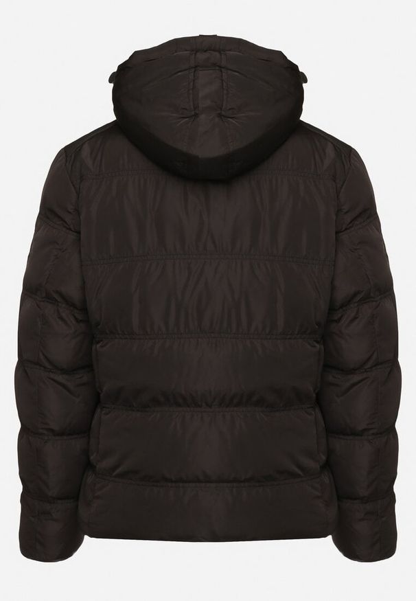 Born2be - Czarna Pikowana Kurtka z Odpinanym Kapturem i Kieszonką na Rękawie Vamiena. Okazja: na co dzień. Kolor: czarny. Styl: casual, klasyczny, elegancki