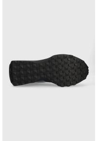 Karl Lagerfeld sneakersy ZONE KL kolor czarny KL53917A. Nosek buta: okrągły. Zapięcie: sznurówki. Kolor: czarny. Materiał: guma #4
