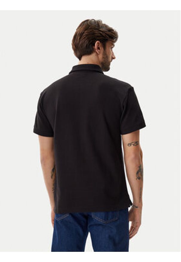 Calvin Klein Jeans Polo J30J327040 Czarny Regular Fit. Typ kołnierza: polo. Kolor: czarny. Materiał: bawełna