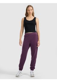 4f - 4F Spodnie dresowe joggery z modalem damskie - fioletowe XXL. Kolor: fioletowy. Materiał: dresówka. Wzór: gładki #1